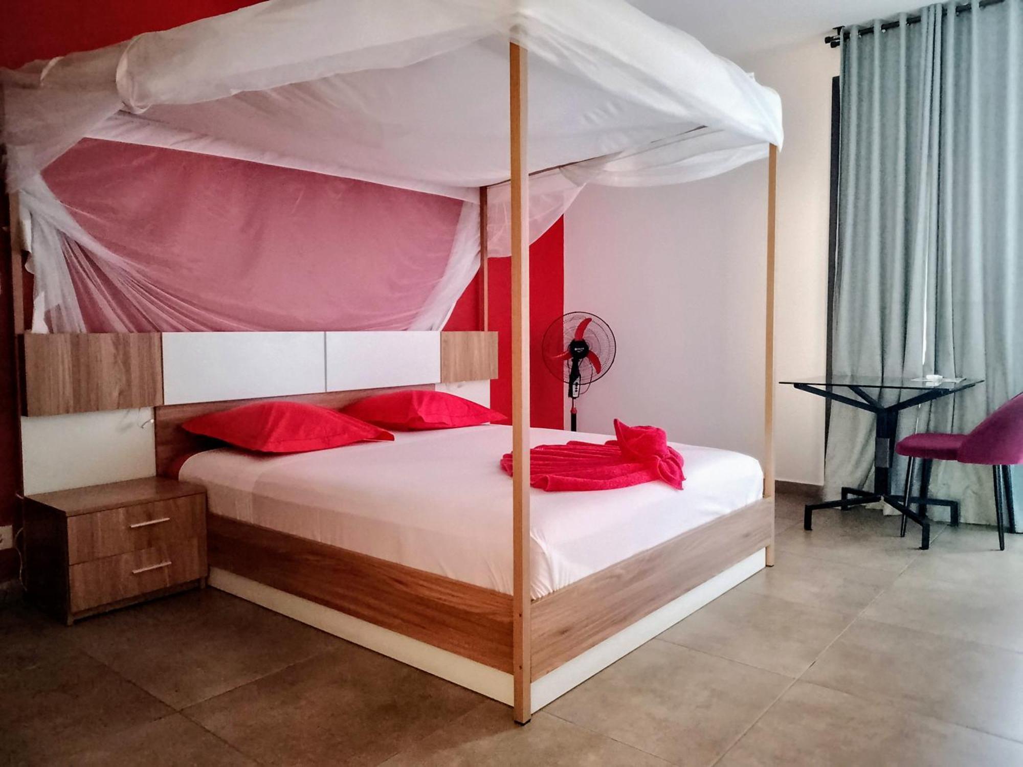 Marina Hotel Ambatoloaka Dış mekan fotoğraf